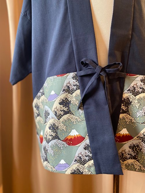 一月一日 獨家設計 神奈川沖浪裏 灰藍款 手工和式外套 / 短袖款