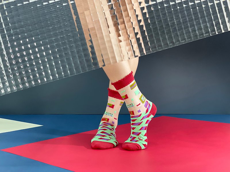 Paper Scraps Carmine Sheer Socks | Transparent See-through Socks | Fun Socks - ถุงเท้า - ไฟเบอร์อื่นๆ สีแดง