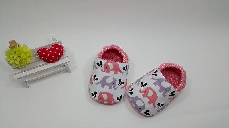 大象在噴水  寶寶鞋 (粉色) - 嬰兒鞋/學步鞋 - 棉．麻 粉紅色