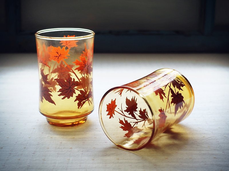 Early Imported Printed Juice Cup-Maple Red (Tableware / Old Goods / Old Goods / Glass / Small Caliber / Libbey) - ถ้วย - แก้ว สีส้ม