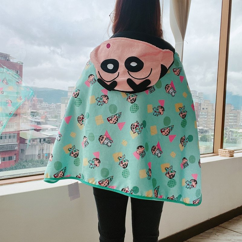 Crayon Shin-chan pullover style flannel blanket 70*100 cm - ผ้าห่ม - วัสดุอื่นๆ สีเขียว