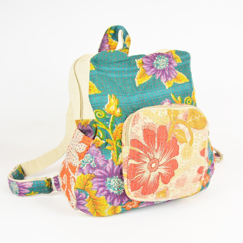 Sari backpacks _ fair trade - กระเป๋าเป้สะพายหลัง - วัสดุอื่นๆ หลากหลายสี