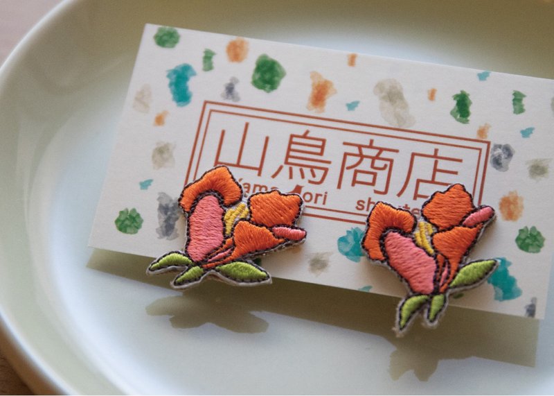 Taiwan Shipping [Embroidery Accessory] Red-Red-Hoouboku - Earrings & Clip-ons - Thread Red