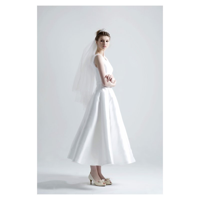 SAMPLE SALE CORA V領米卡多緞面婚紗 - 禮服/小禮服 - 聚酯纖維 白色