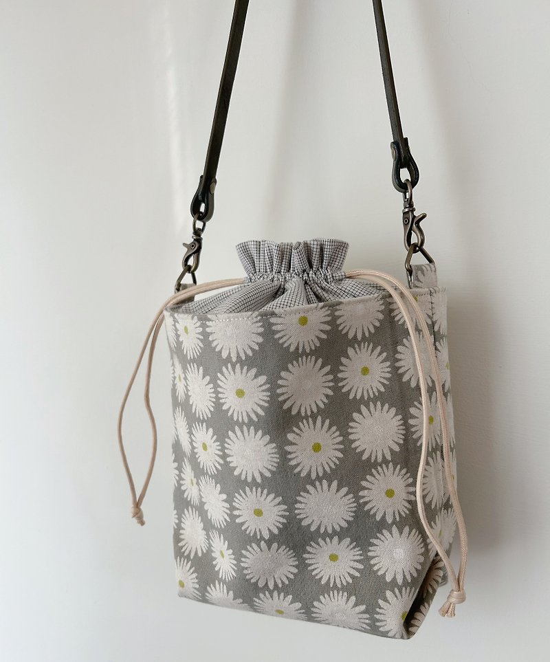 Linen small bouquet side bag - Drawstring Bags - Cotton & Hemp Multicolor