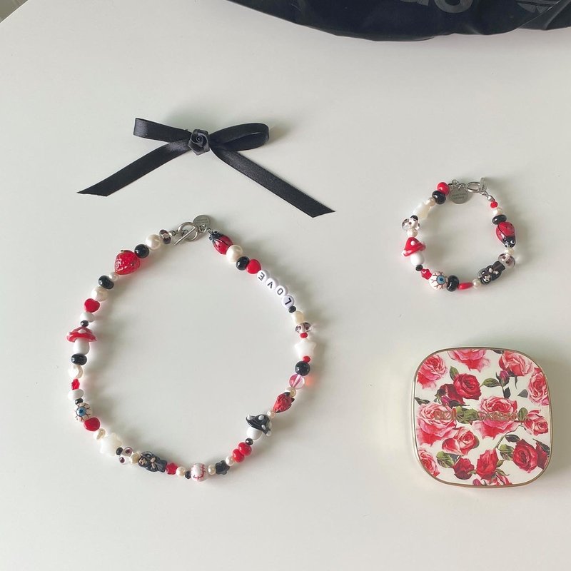 Love Is Pain Beaded Necklace - Lampwork Murano Glass Beads, Freshwater Pearls - 項鍊 - 玻璃 紅色