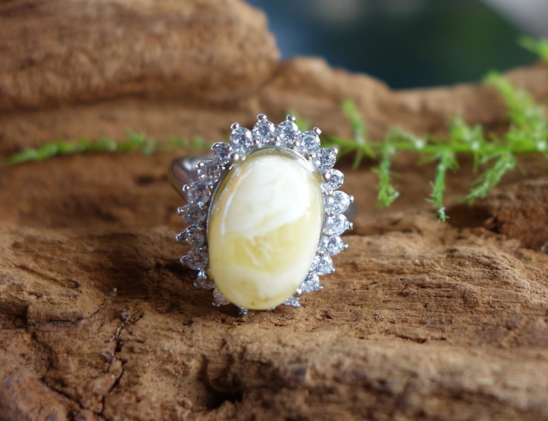 琥珀 天然波羅的海白花蜜蠟 戒指3.8克 非二代琥珀 天然原礦 蜜蠟 - 戒指 - 半寶石 黃色