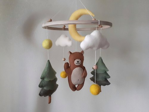 Felt Dreams Designs Woodland mobile baby nursery decor, bear crib mobile, neutral boho nursery