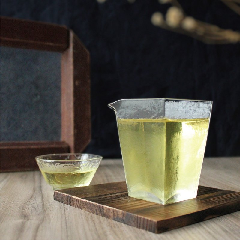 Japanese square square first snow fair cup | exquisite glass | fair cup | tea sea | tea divider - ถ้วย - แก้ว สีใส