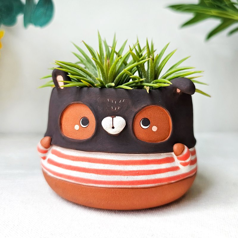 Cute robber bunny plant pot. Handmade terracotta planter. - 盆栽/植栽 - 陶 