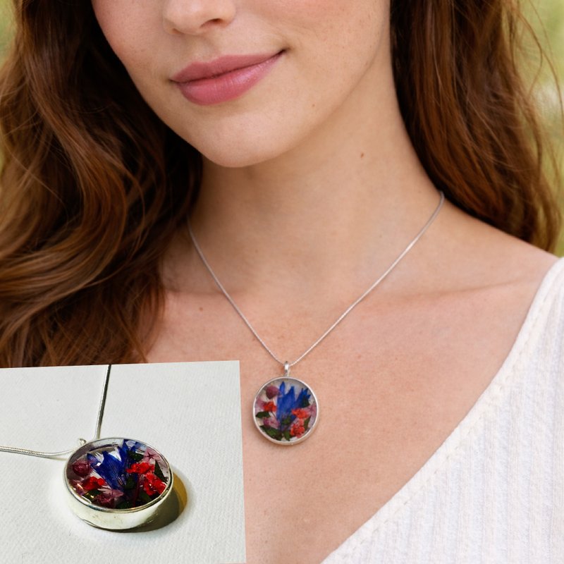 光之花瓣 吊墜項鍊 – 手工樹脂花飾，鑲嵌真實植 - 項鍊 - 銀 