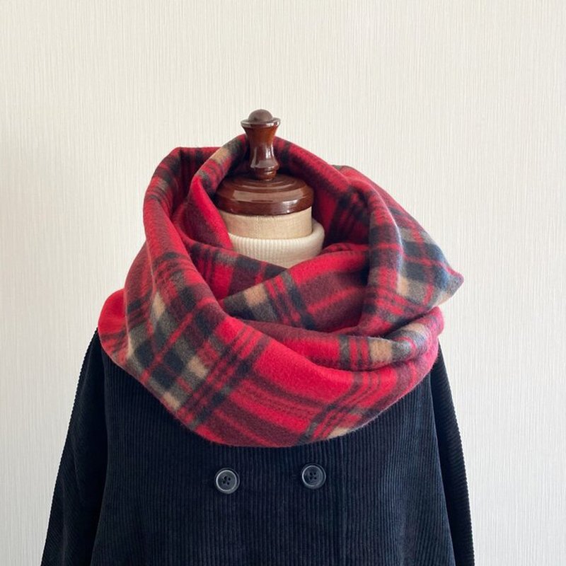 Fluffy smooth tartan check pattern snood fleece long type red - Knit Scarves & Wraps - Polyester Red