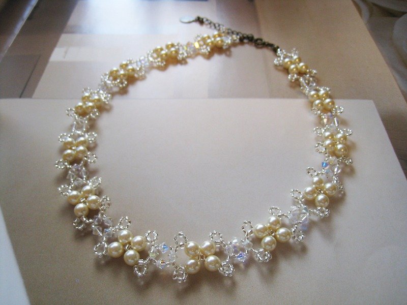 Silky Pearl & Swarovski Crystal Choker＜SMC:Cream＞Bridal* - Necklaces - Other Materials White