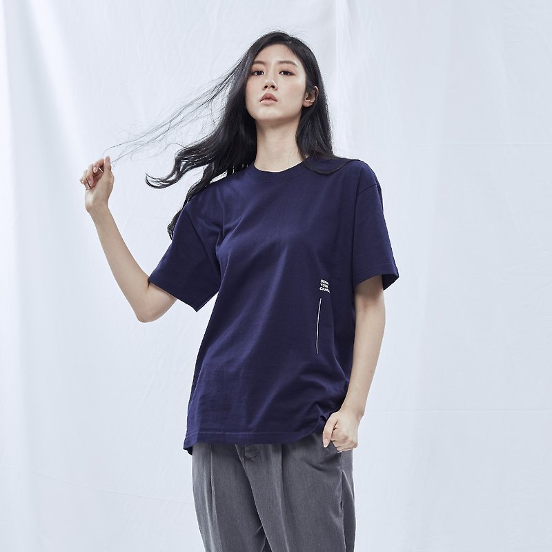 DYCTEAM 基礎系列 | Slogan By Side Tee (BL) - 中性衛衣/T 恤 - 棉．麻 藍色