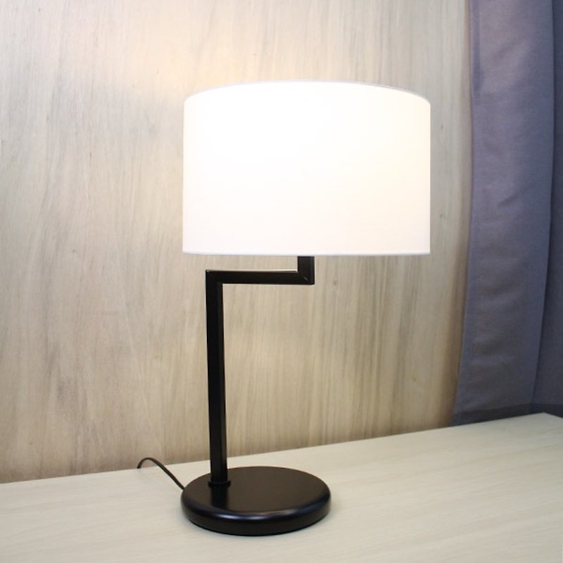 【Lクロスカバーテーブルランプ】ロフトインダストリアルスタイルMIT台湾手作り照明ランプとランタンカスタムホームランプ - 照明・ランプ - その他の素材 ホワイト