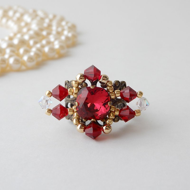 Large deep red bead ring with high quality crystal stones crystaldropsring0002 - แหวนทั่วไป - แก้ว สีแดง
