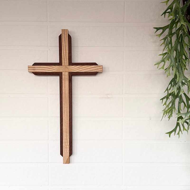 Amour Love Wood-Solid wood retro cross can be customized in size - Wall Décor - Wood 