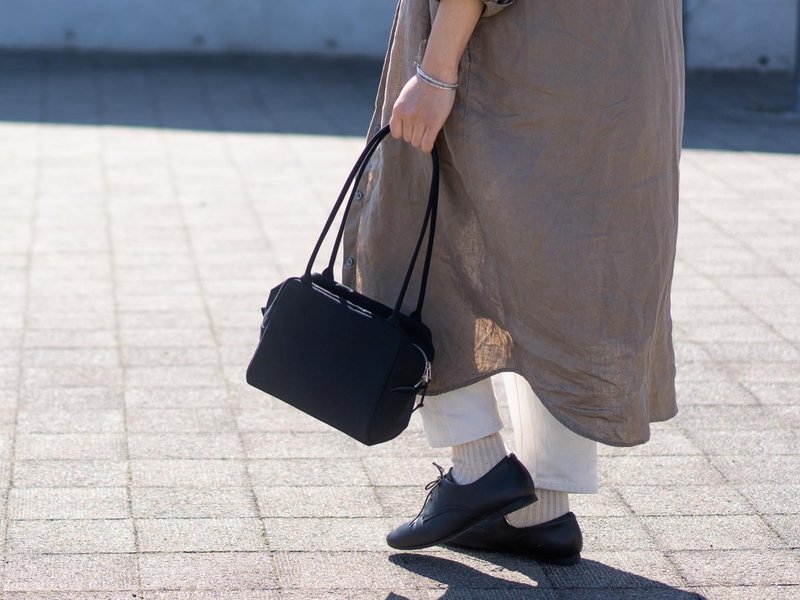 Cuboid bag black - Handbags & Totes - Cotton & Hemp Black