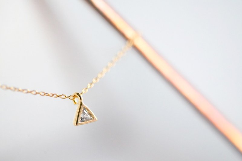 【14KGF】Necklace,Cubic Zirconia Tiny Triangle - 項鍊 - 玻璃 