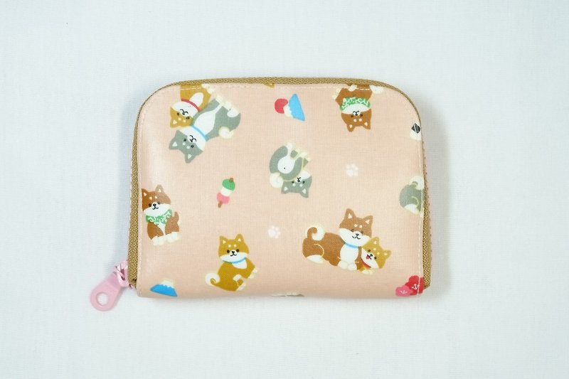 Play cloth hand made. 2017 Japanese Shiba Inu Family (Powder) tarpaulin short clip wallet purse coin purse - กระเป๋าสตางค์ - วัสดุกันนำ้ สึชมพู