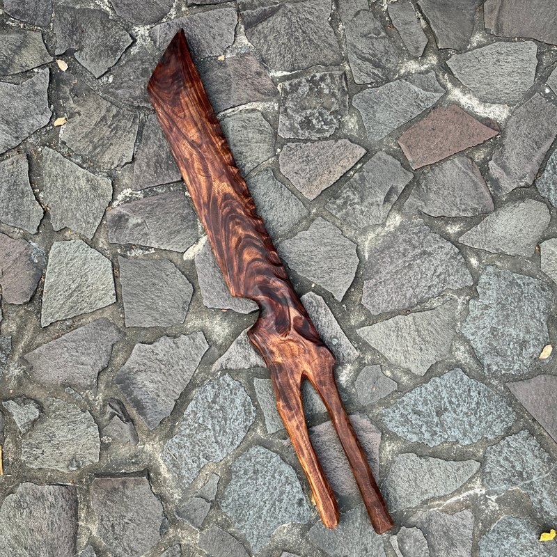 我販劍　巨妖刀　夯頣　藝術木刀　手工木劍　武術練習劍　魔劍 - 擺飾/家飾品 - 木頭 咖啡色