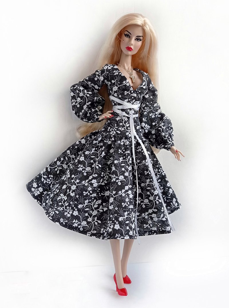 棉．麻 玩偶/公仔 黑色 - La-la-lamb Black dress with floral print for Fashion Royalty FR2 12 inch dolls