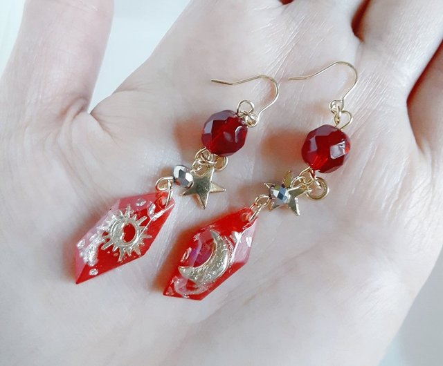 【ギフ_包装】 月と太陽のピアス☆即購入可能☆ 貴重 アクセサリー