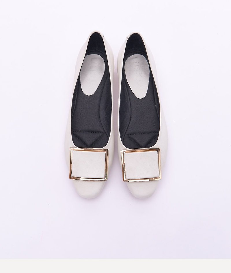 [Fashionism] leather buckle style gold and flat shoes _ fine white - Women's Casual Shoes - Genuine Leather 