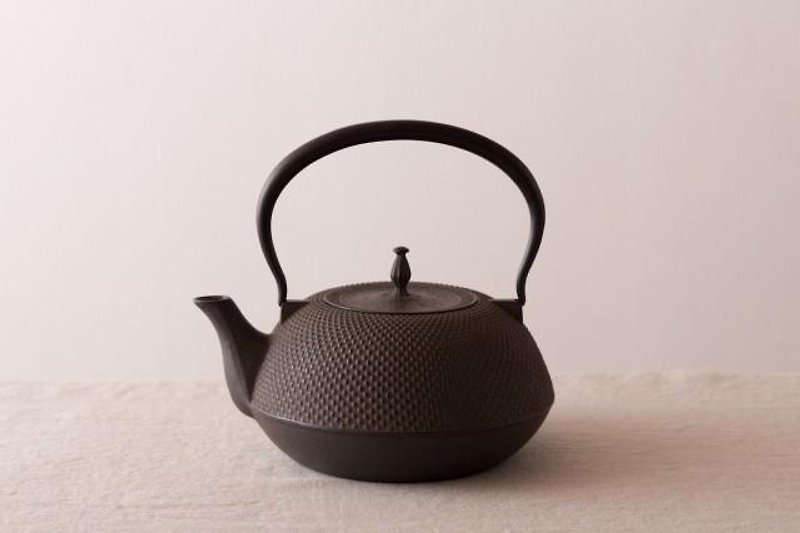 鉄瓶　あられ　1.5L - 茶壺/茶杯/茶具 - 其他金屬 黑色