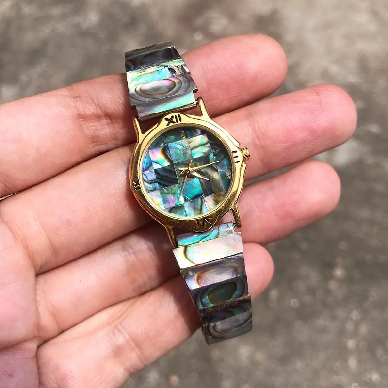 【Lost And Find】Natural  abalone pearl watch - Bracelets - Gemstone Multicolor