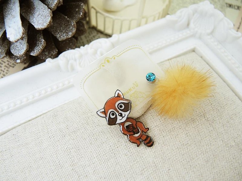§HUKUROU§ Shake Raccoon Earrings (Brown) - Earrings & Clip-ons - Plastic 