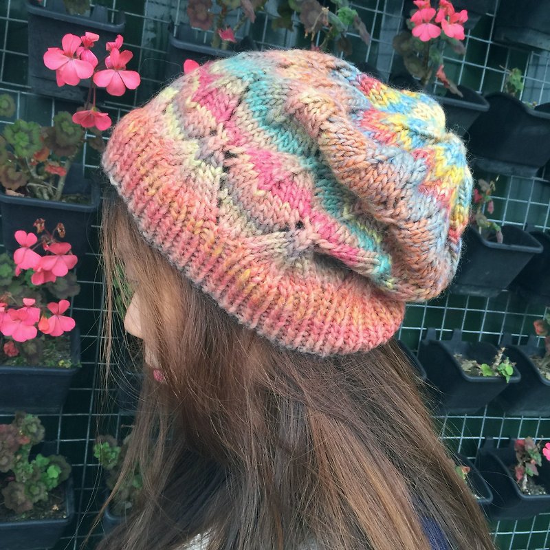 Kidnapping Rainbow Gradient Woolen Hat/Knitted Hat/Knitted Hat - หมวก - วัสดุอื่นๆ 
