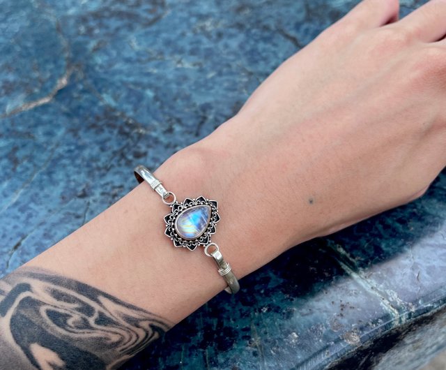 Moonstone bracelet on silver 925, floral pattern, outlets India