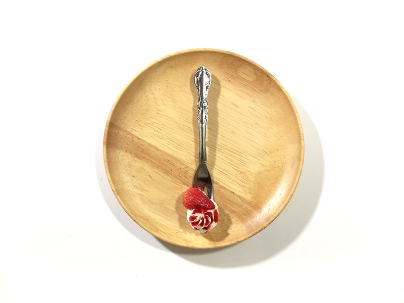 A dessert of happiness | Strawberry cream fork brooch | Simulation food clay handmade jewelry - Brooches - Clay Red
