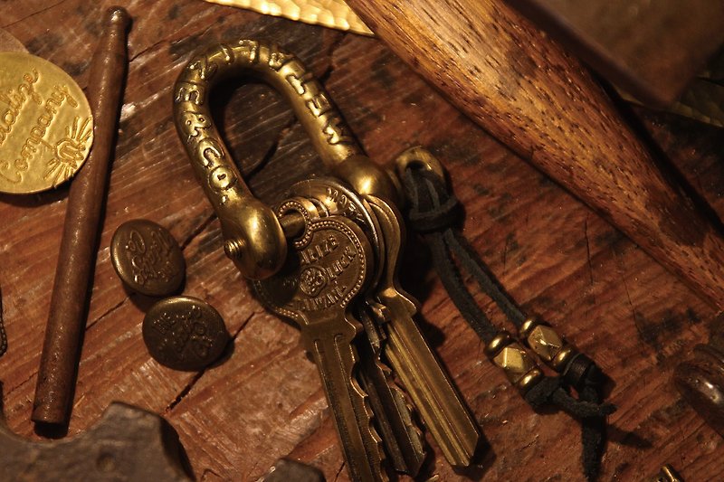 [METALIZE] "Good Days" key ring (deer skin rope copper beads) - ที่ห้อยกุญแจ - โลหะ 
