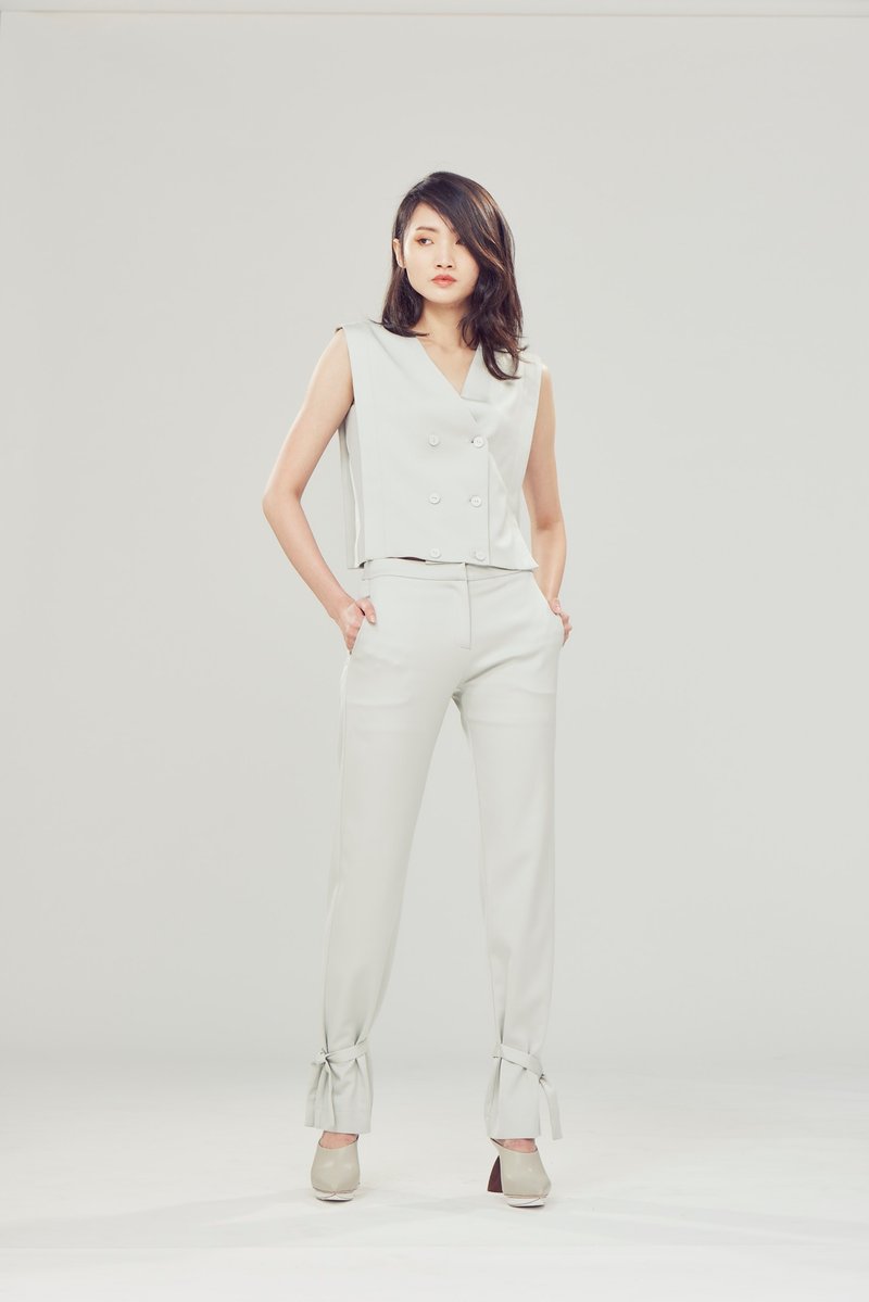 Off-season sale 灰色束口褲 - 女長褲 - 其他人造纖維 