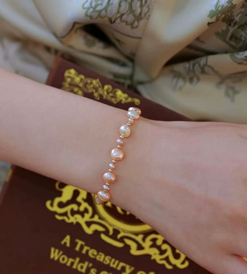 YuanPearl natural rare color purple pink baroque pearl bracelet can be pushed and pulled for easy adjustment of the bracelet for daily use - สร้อยข้อมือ - ไข่มุก ขาว