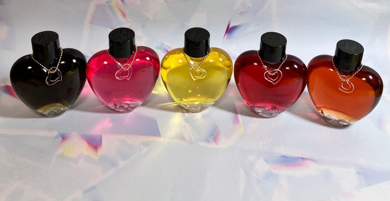 Heart-shaped color bottle with crystal heart Color Attraction Psychology - Candles & Candle Holders - Other Materials Pink