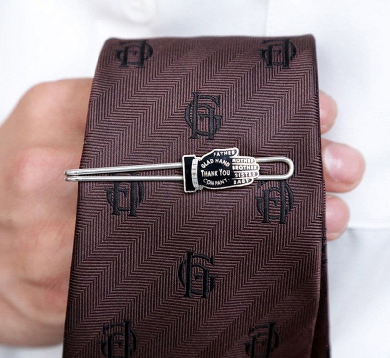 Glad Hand Hand Tie Pin Enamel Tie Clip/Bill Holder (Two Colors) - เนคไท/ที่หนีบเนคไท - วัสดุอื่นๆ 