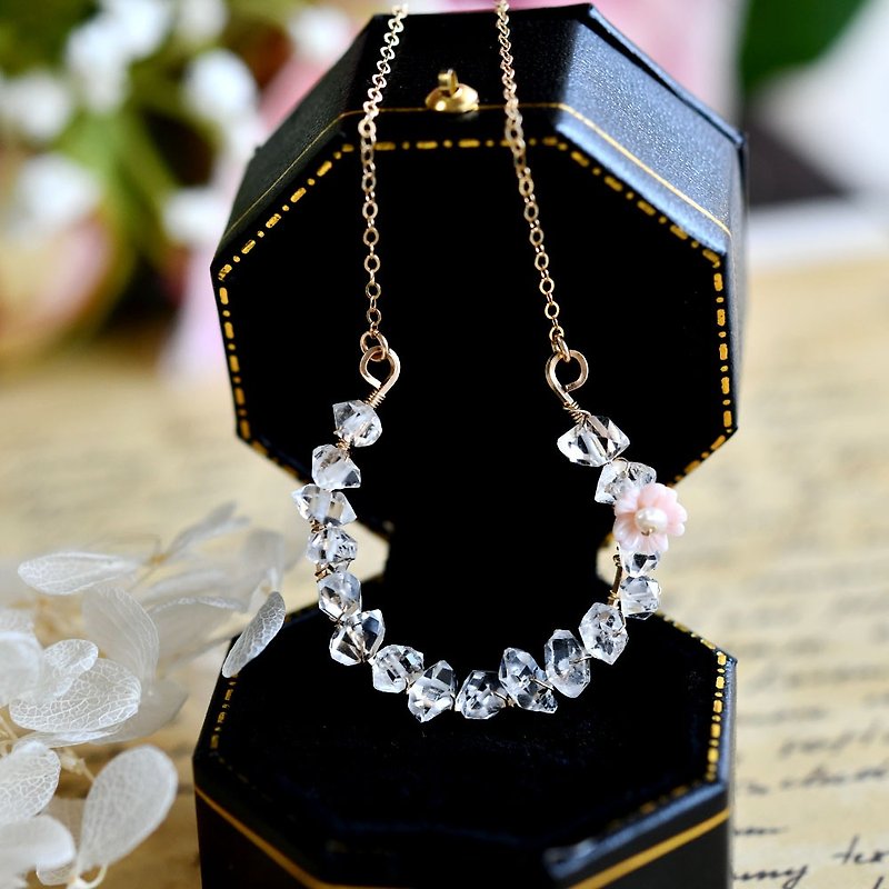 オリジナル 極上 ハーキマーダイヤモンドのホースシュー 馬蹄 ネックレス　4月の誕生石 - ネックレス - 宝石 ホワイト