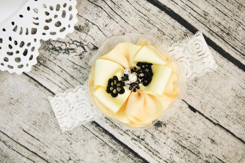 Sweet House hand-made baby goose yellow flower elastic hair band - Bibs - Cotton & Hemp Yellow