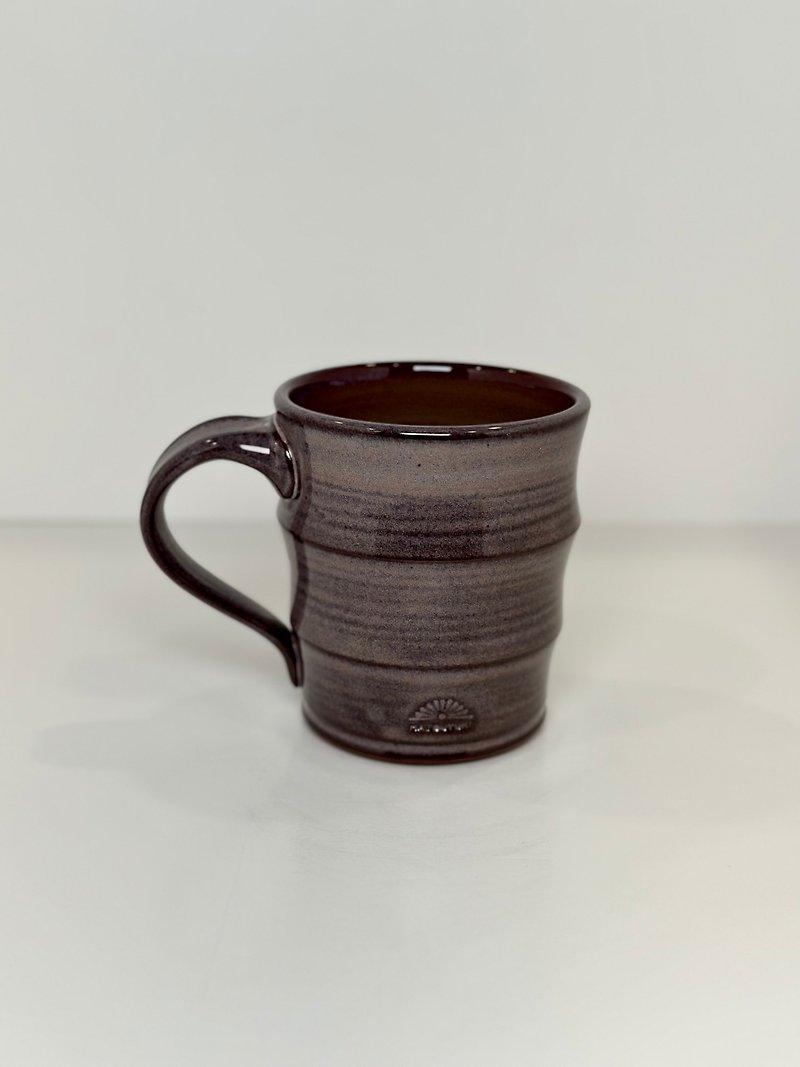 HEITO POTTERY smoked merlot earthenware mug - Mugs - Pottery Multicolor