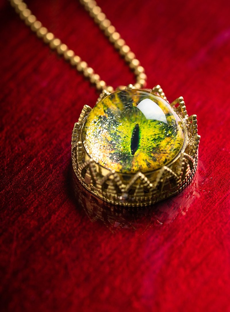 [Cat EYE] brass series -18mmEYE Crown opal necklace - * secret keeper paragraph - สร้อยคอยาว - โลหะ สีเหลือง