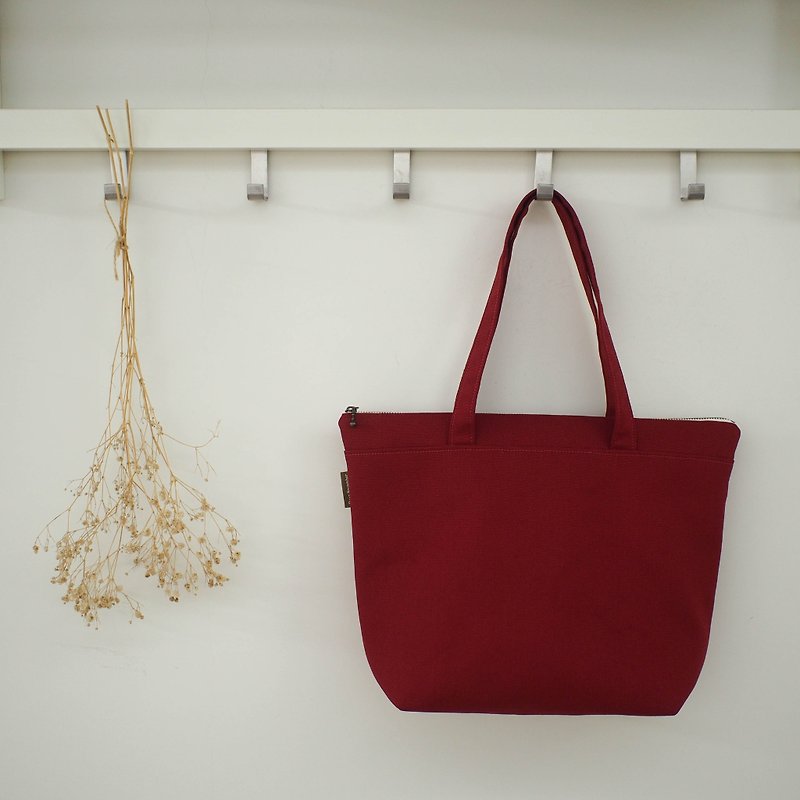 Lianlian M series tote bag / canvas shoulder bag / tote bag / retro red / in pre-order - Handbags & Totes - Cotton & Hemp Red