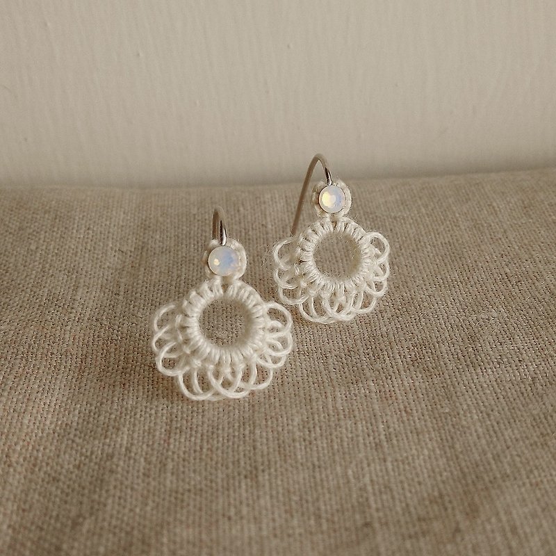 Spring skirt (white) earrings macrame fancy rope woven silver ear hook elegant Japanese - Earrings & Clip-ons - Cotton & Hemp White