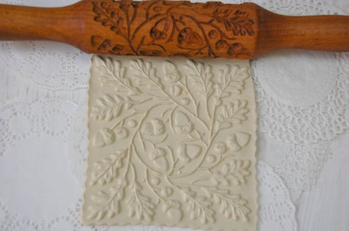 Rolling Pin Embossed Rolling pin for cookie stamp cookie cutter , stamped with the oak leaves