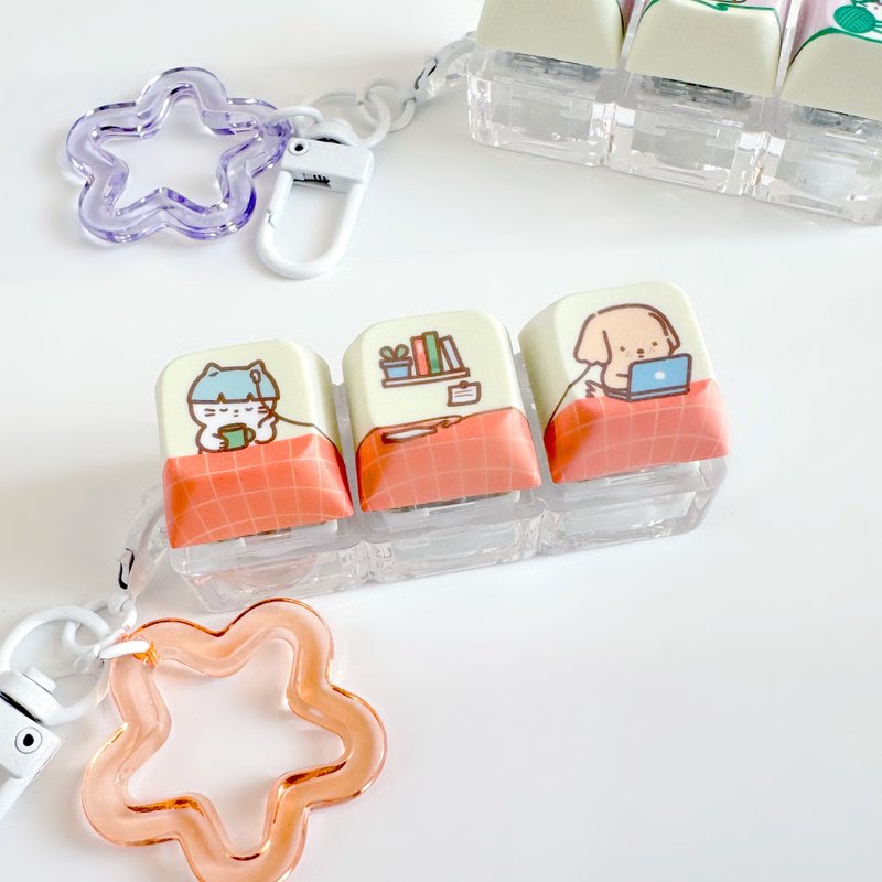 Sharing Music Keycaps Keychain Fidget Keyring - 吊飾/掛飾 - 塑膠 