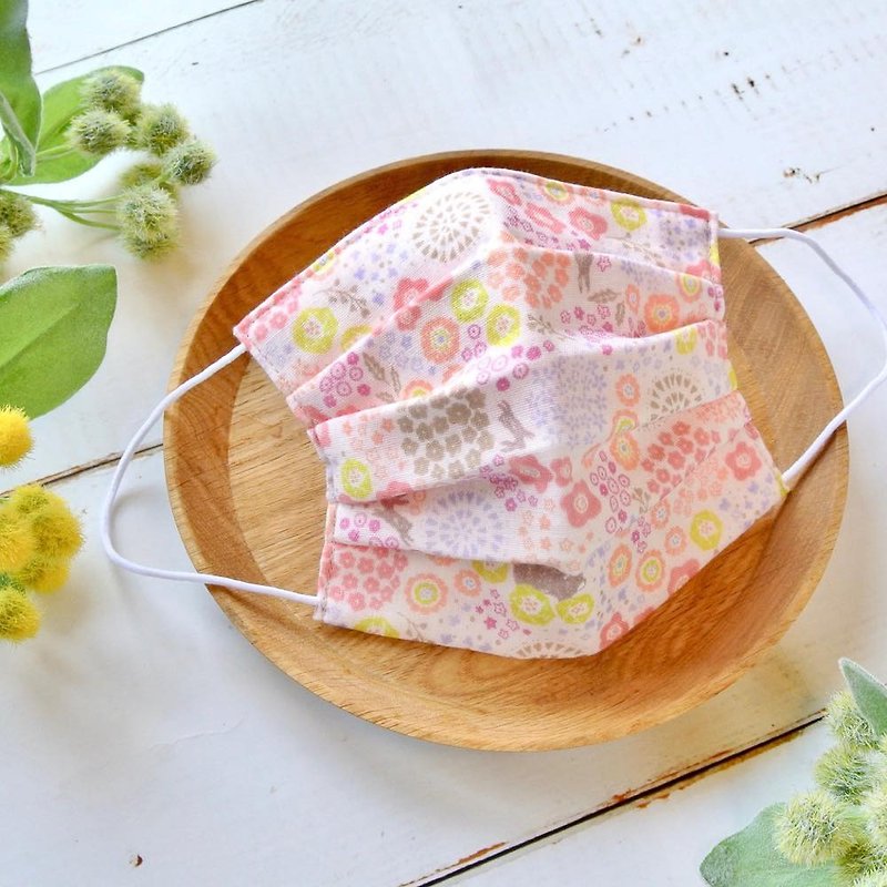 ผ้าปิดปาก Cotton Gauze ทรง3D แบบมีจีบ ผลิตในญี่ปุ่น ซักได้ Flower's lake Pink - หน้ากาก - ผ้าฝ้าย/ผ้าลินิน สึชมพู