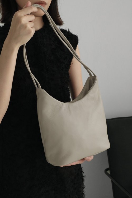 Mate Leather 原創Harri Bag超輕日常軟皮革單肩通勤包象牙 香港小眾設計品牌