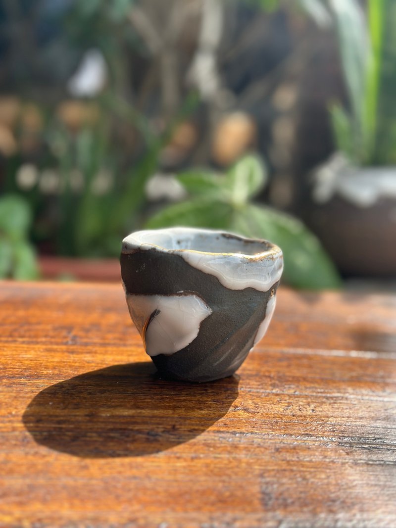 手感志野鎏金杯-余華宇老師手作 - 茶壺/茶杯/茶具 - 陶 